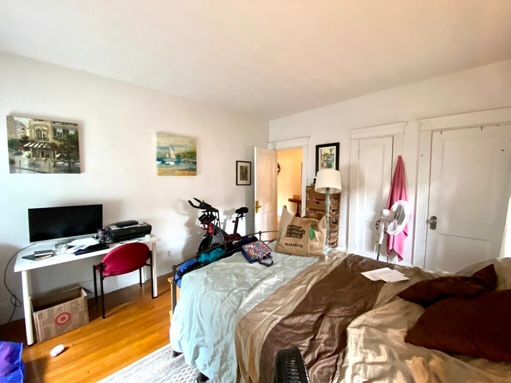 Building Photo - 16 Parkman St