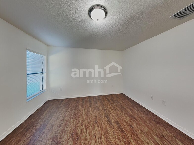 Building Photo - 1114 Brenton Leaf Dr