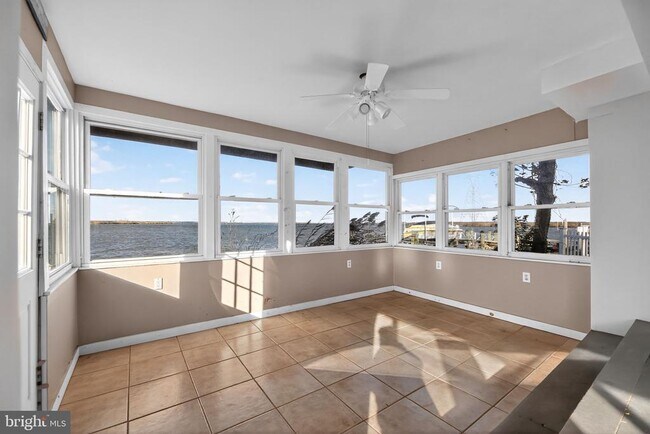 Building Photo - 92 Sinnickson Landing Rd