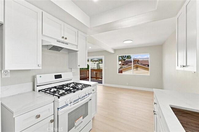 Building Photo - 7751 Newman Ave