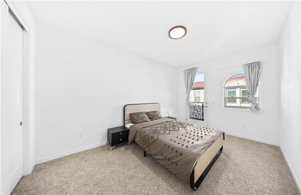 Building Photo - 856 Francesca Dr