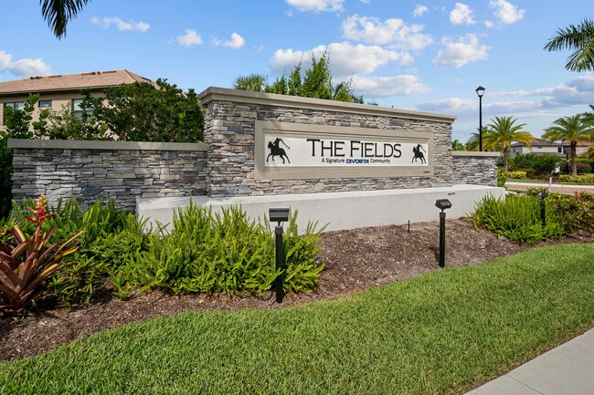 Building Photo - 4837 Chantilly Rd