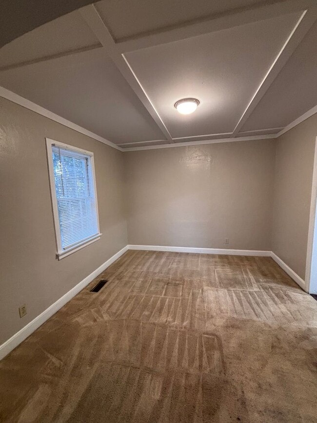 Building Photo - 3 Bed 1 Bath House