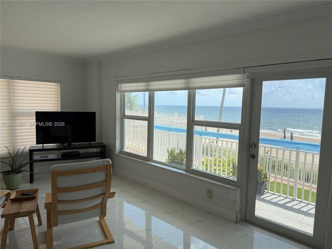 Building Photo - 3850 Galt Ocean Dr