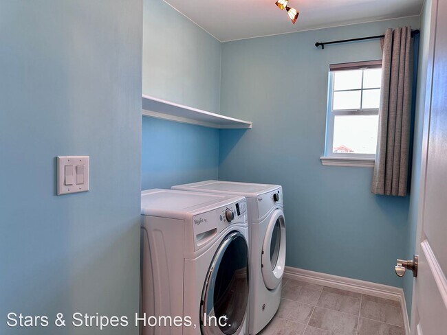 Building Photo - 3 br, 2.5 bath House - 7321 S Shady Grove Way