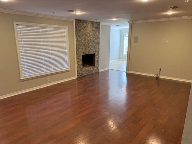 Building Photo - 8623 W Wilderness Way