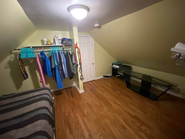 Building Photo - 2843 S Kildare Ave