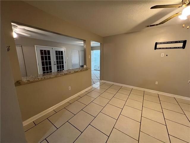 Building Photo - 4853 Metropolitan Dr