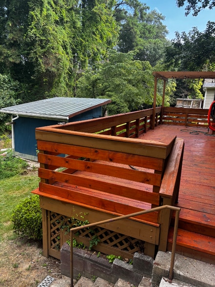 Building Photo - 201 Woodside Ave