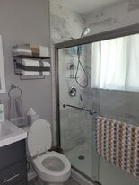 Building Photo - 2724 Arnold Tenbrook Ct