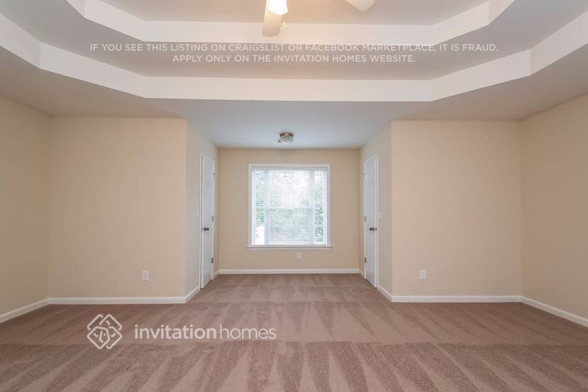 Building Photo - 5171 Silhouette Ln SW