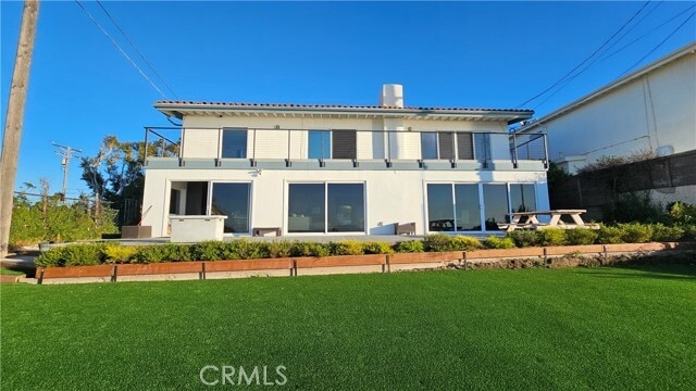 Building Photo - 449 Paseo De La Playa