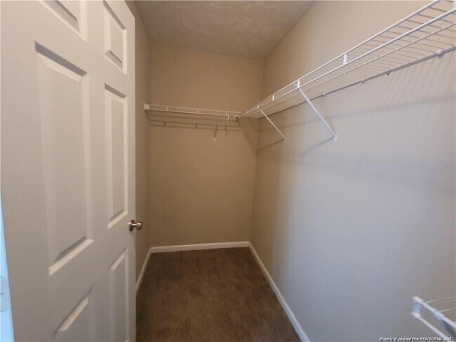 Building Photo - 3608 Crosswinds Dr