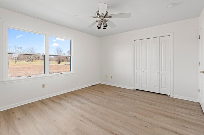 Building Photo - Beautifully Renovated Townhome in The Ridings at Brookside – Macungie