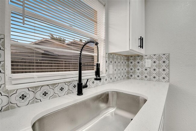 Building Photo - 2328 Dae Ct