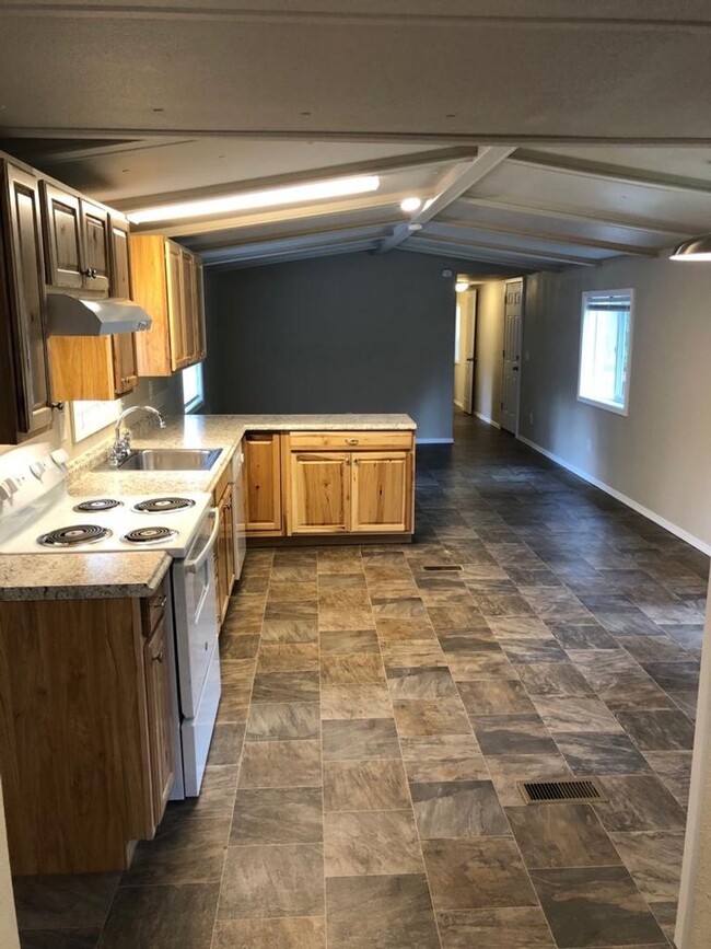 Building Photo - 100% Remodeled Manufactured Home for Rent