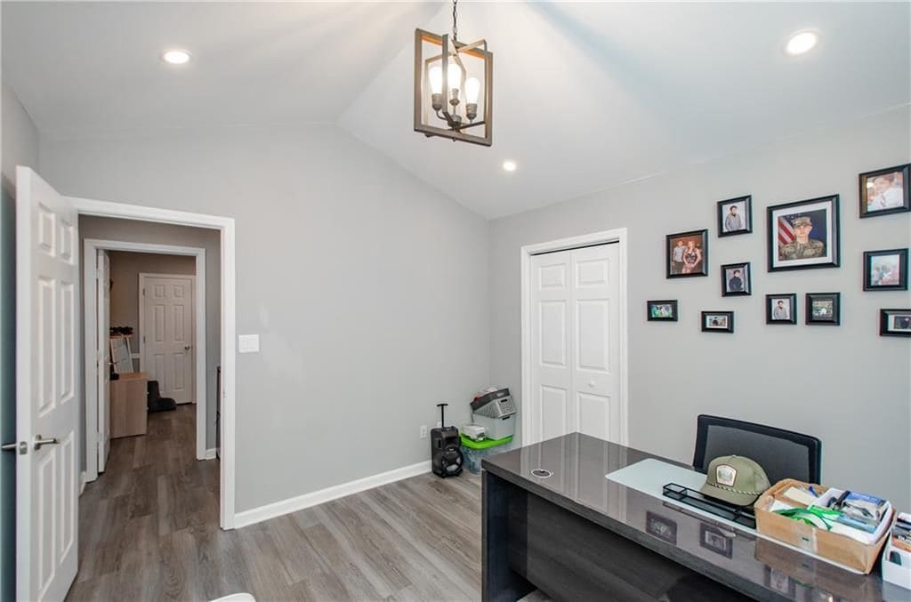 Building Photo - 238 Knob Hill Dr