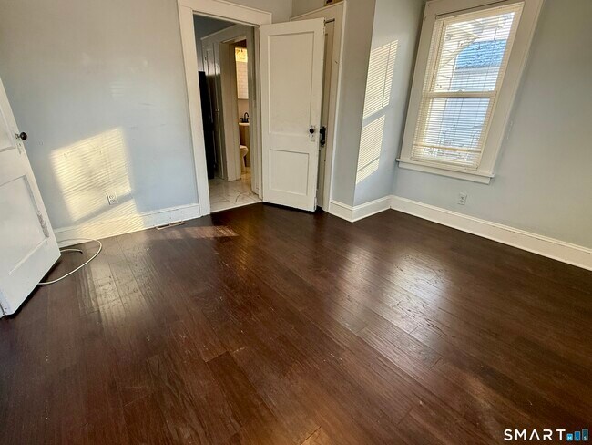 Building Photo - 95 Pope St