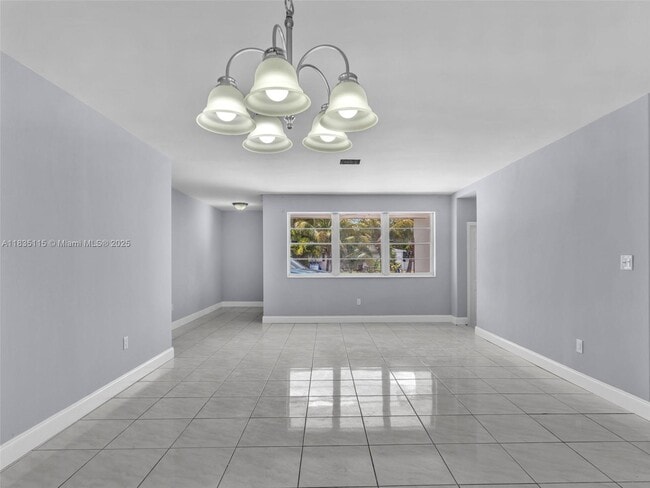 Building Photo - 6525 SW 18th St