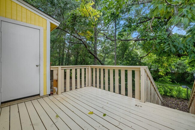 Building Photo - 2471 Talco Hills Dr