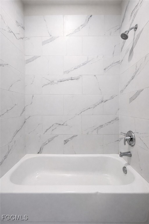 Building Photo - 3303 SW 8th Pl