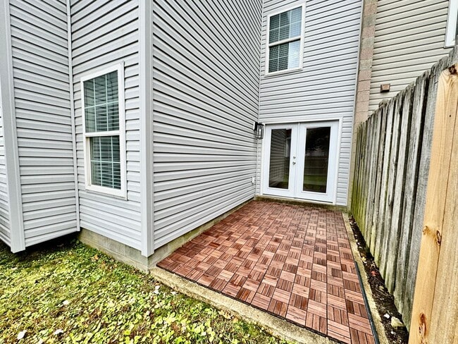 Building Photo - Updated & Ready For You NOW! A Pet-Friendly Home w/Attached Garage, All Appliances Convey - HUGE ...