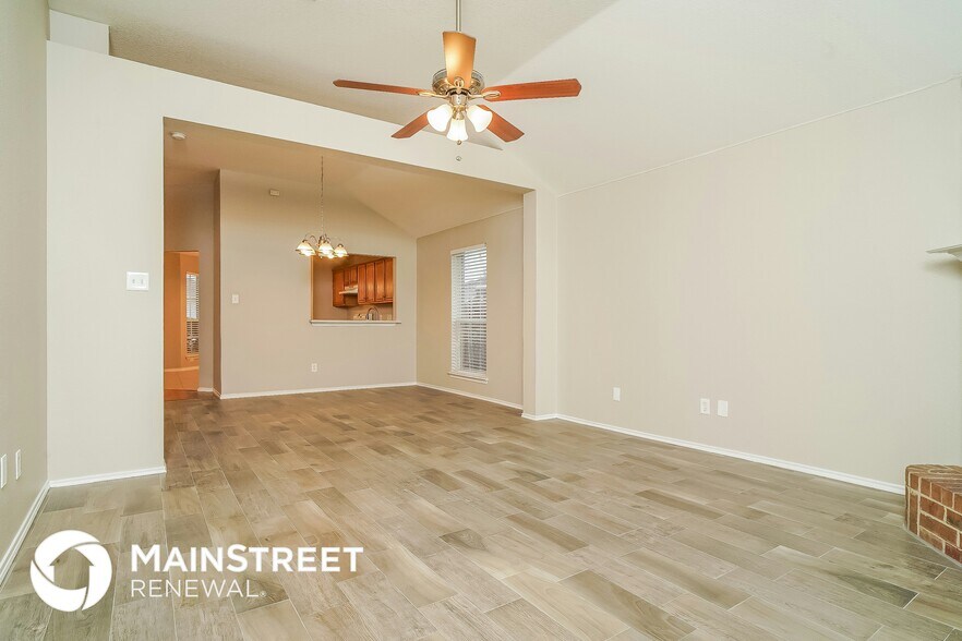 Building Photo - 1510 Brookleaf Dr