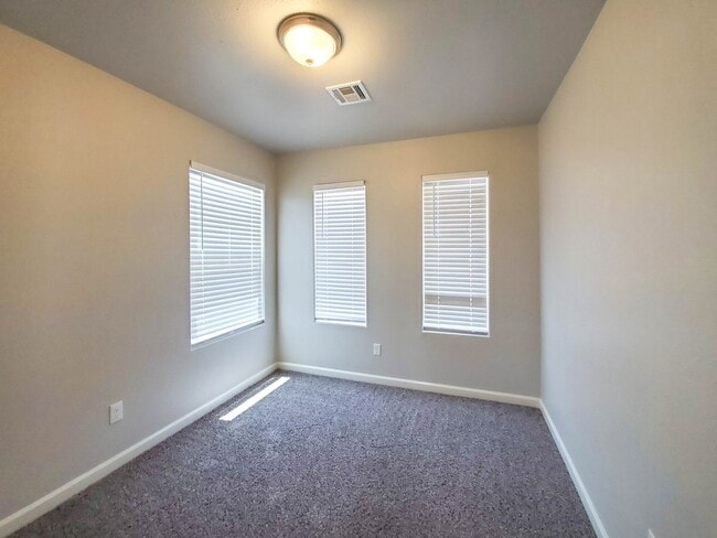 Building Photo - 6524 Hoop St