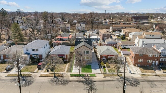 Building Photo - 219-16 141st Ave