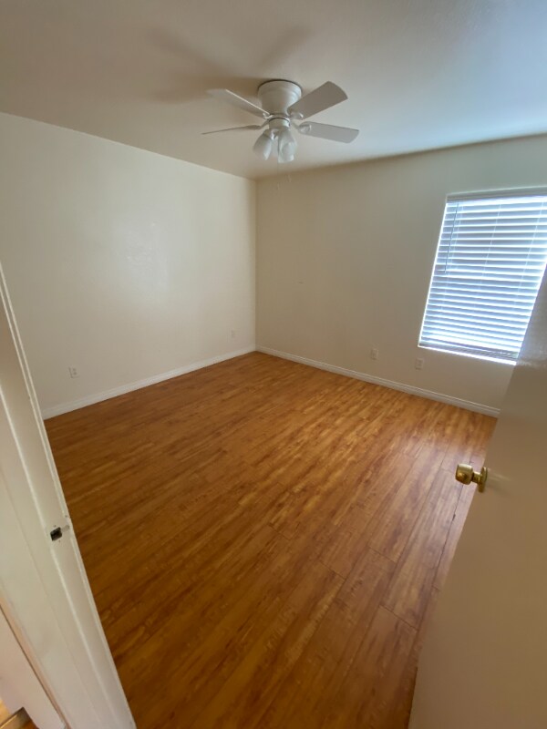 Building Photo - 2300 E Silverado Ranch Blvd