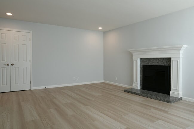 Primary Photo - 145 Evergreen Way