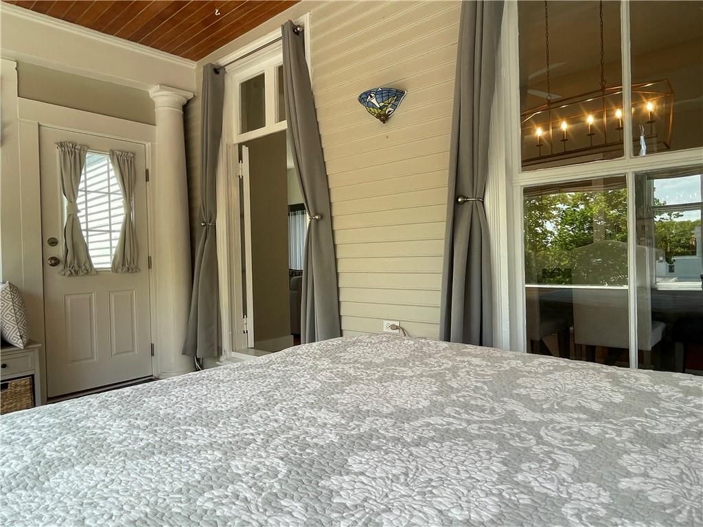 Building Photo - 541 Bellevue Ave