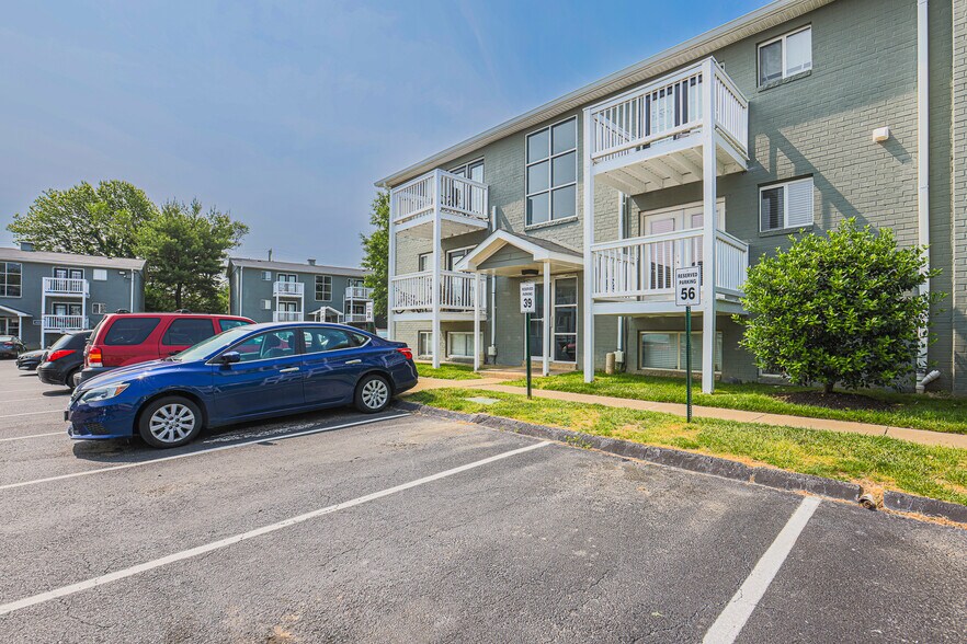 Calvert at Quarterfield Station 442 Pamela Rd Glen Burnie MD 21061