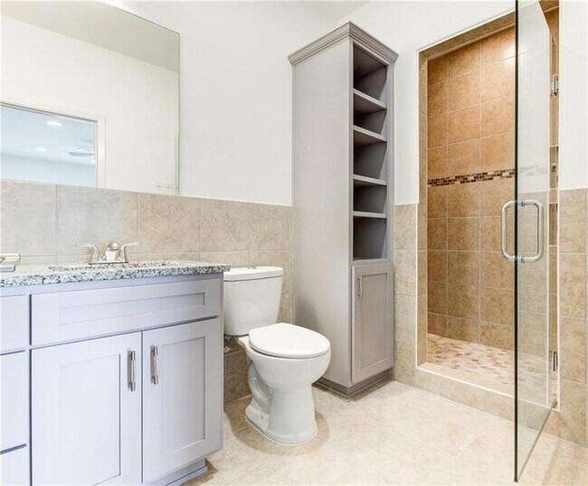 Building Photo - 141 Everest Cove