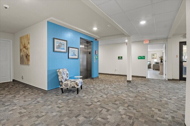 Building Photo - 260 Spanish Moss Cir