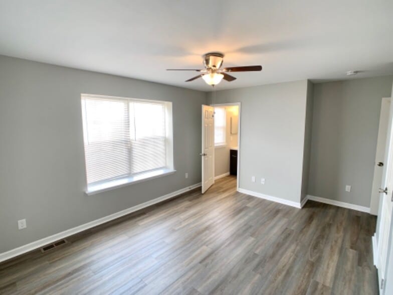 Building Photo - 122 Liborio Dr