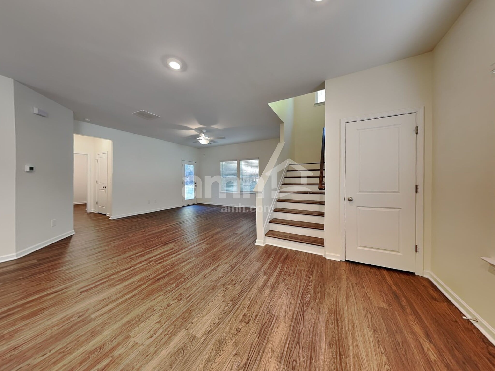 Building Photo - 307 Camp dr