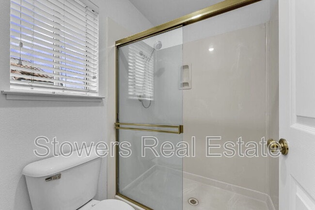 Building Photo - 309 Cam Arroyo