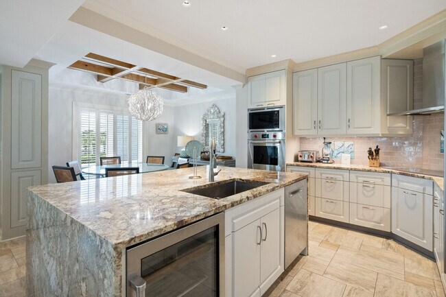 Building Photo - 509 Debordieu Blvd