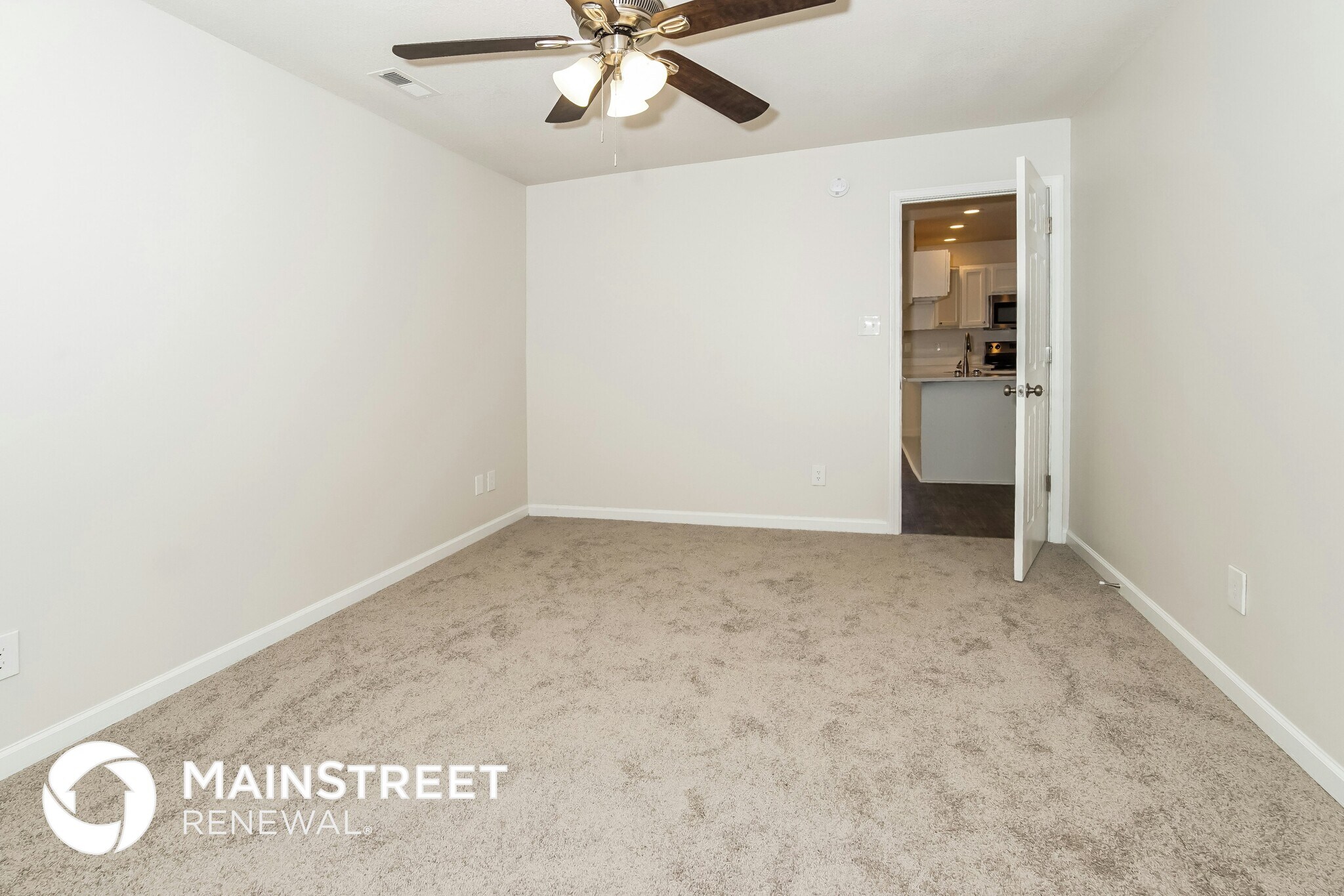 Building Photo - 1670 Sails Way