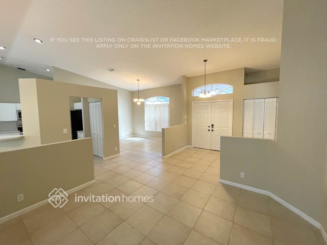 Building Photo - 5831 NW 40th Ln