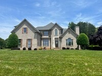 Building Photo - 4-bedroom, 3.5-bathroom Single Family Home