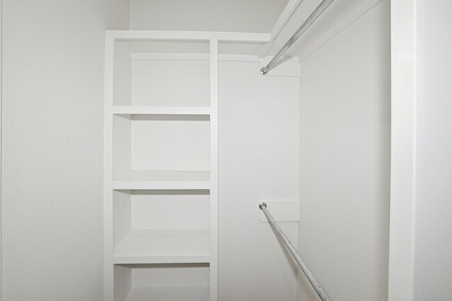 Building Photo - 10424 Tierra Santa Dr