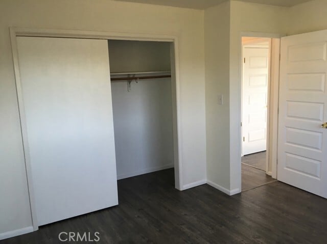 Building Photo - 9247 Fairway Dr