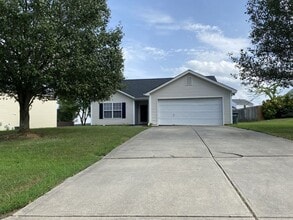 Building Photo - COMING SOON!!!  3 Bed Ranch in Monroe!