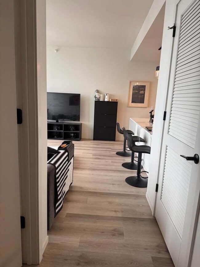 Building Photo - 88 E Wacker Pl