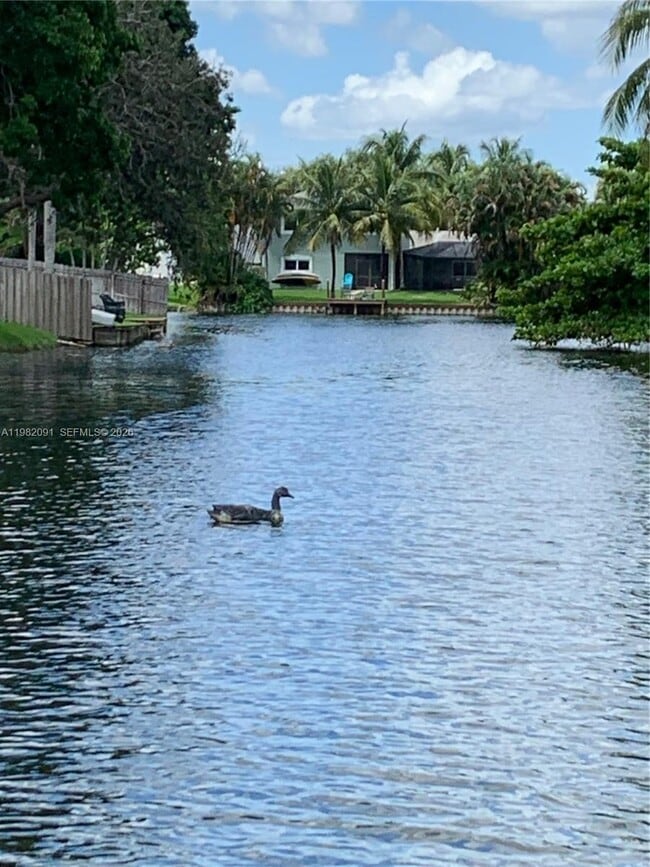 Building Photo - 8421 SW 28th St