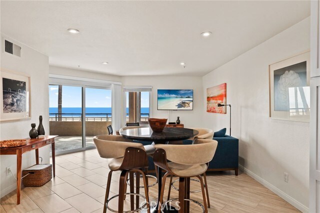Building Photo - 1200 Pacific Coast Hwy