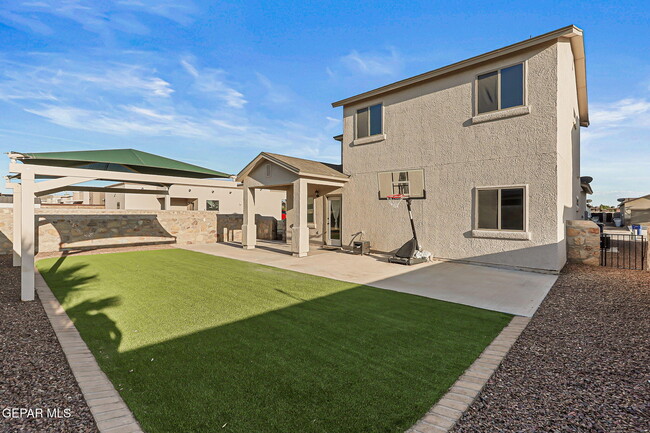 Building Photo - 14933 Jerry Armstrong Ct