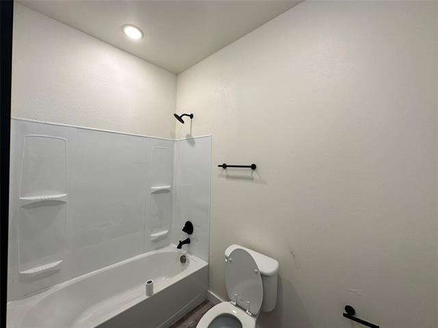 Building Photo - 4934 Echo Ave